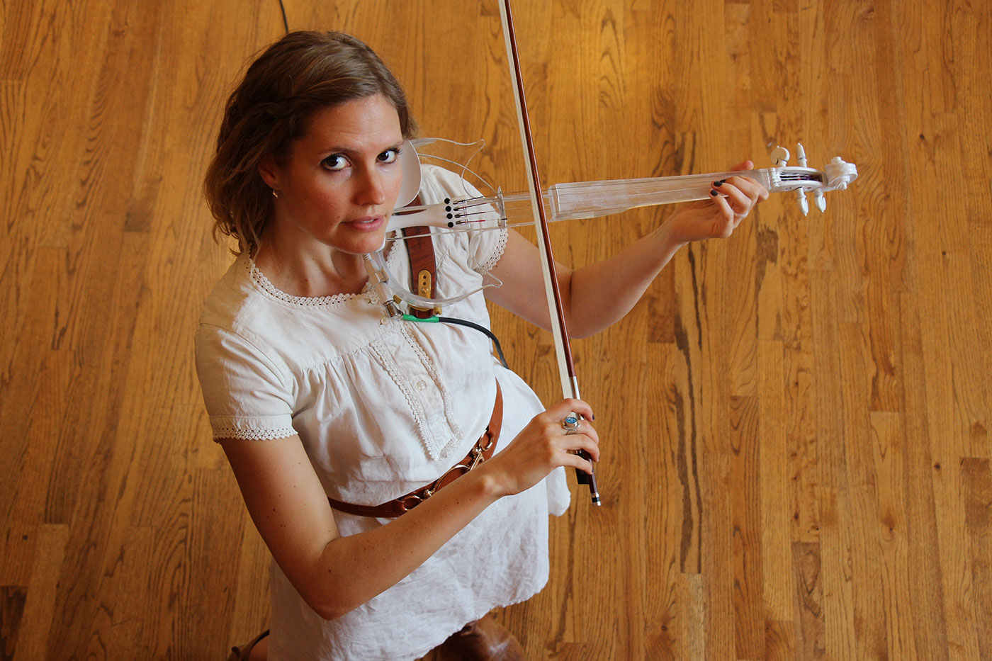 Rachel Nesvig playing a clear violin